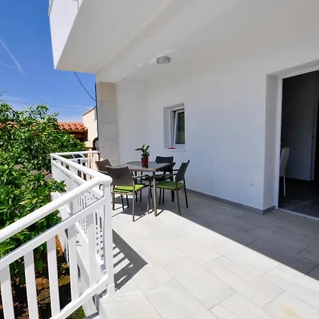Cancar Apartment Novigrad (Istria)