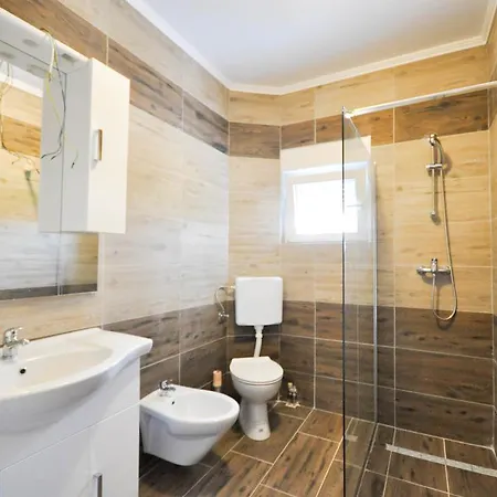 Apartment Cancar