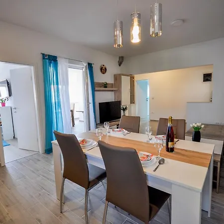 Cancar Apartment